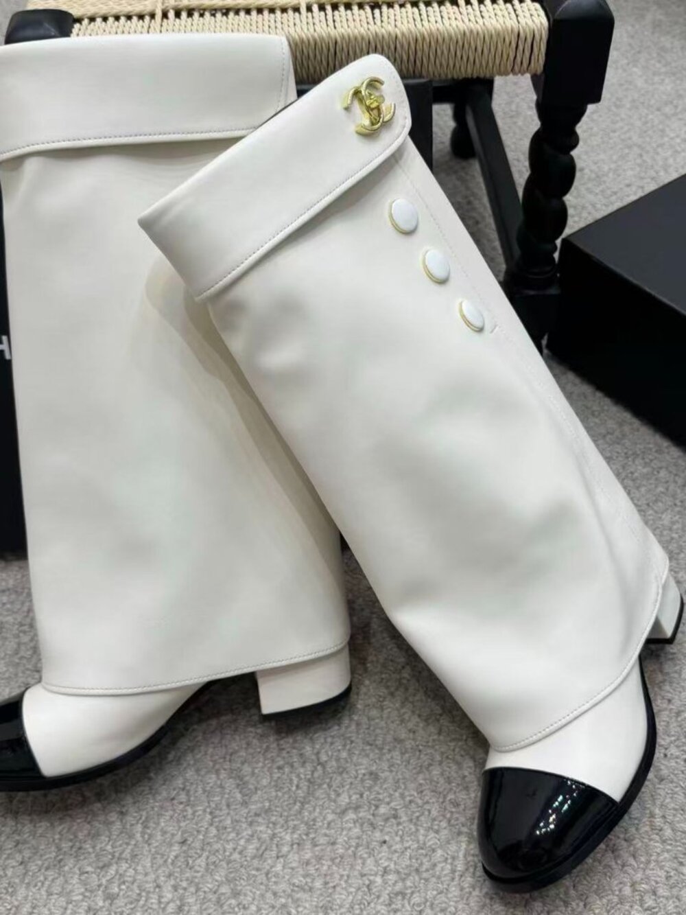 Classic CHANEL Shoes: A Stylish and Versatile Choice for Elegance